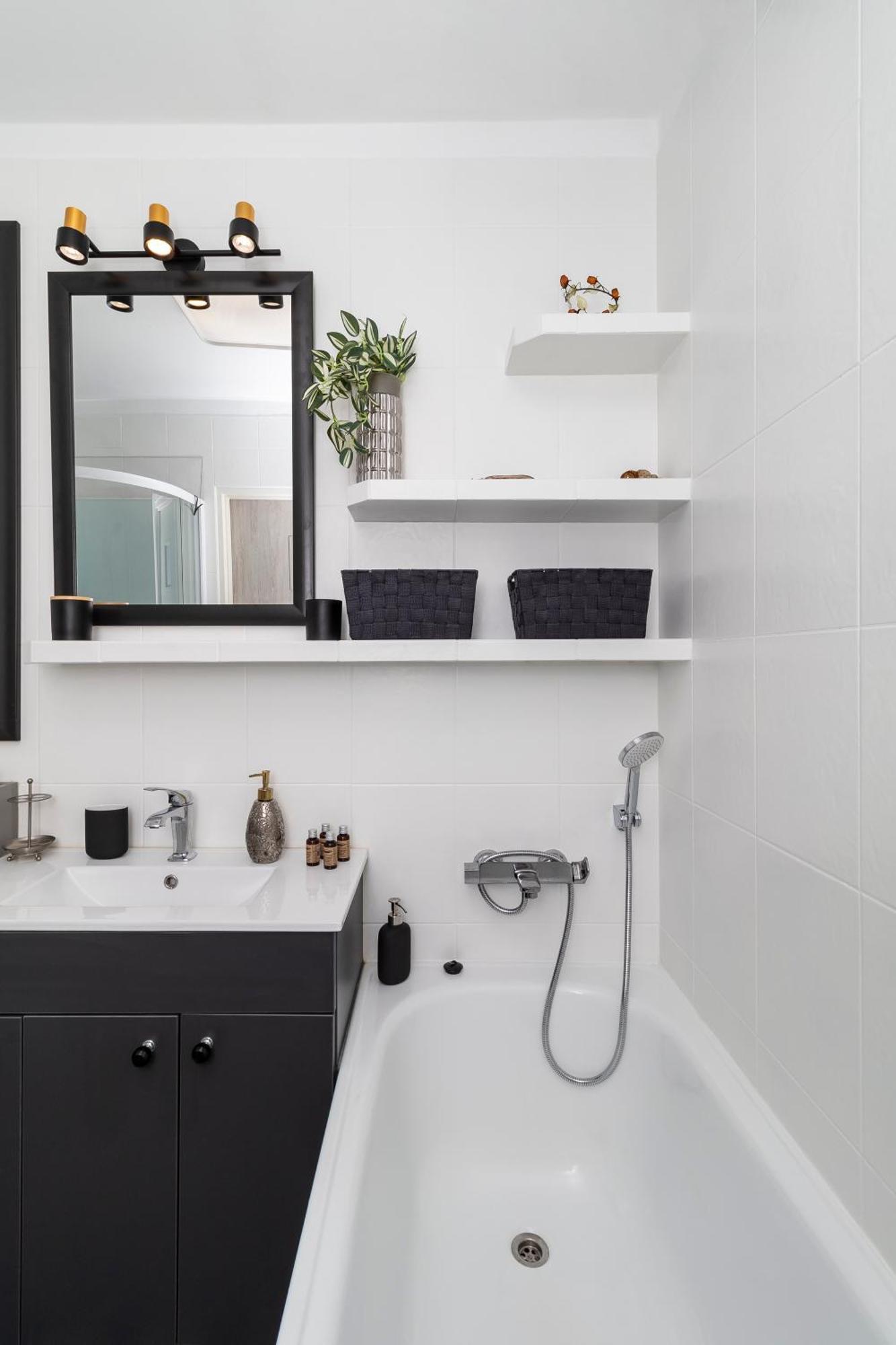Wonderful 2- Bedroom Apartment With Soul Wwa70 วอร์ซอ ภายนอก รูปภาพ